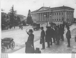 VERONE PALAIS BARBIERI ET CONVOI MILITAIRE PHOTO ORIGINALE 18 X 13 CM - Oorlog, Militair