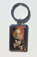 Porte Clefs Institut Pasteur De Lille En Métal - Neuf - Porte-clefs