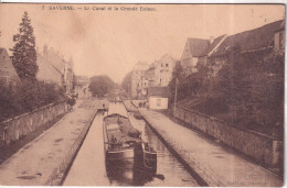 SAVERNE - Le Canal Et La Grande Ecluse  Avec Une Péniche - Saverne