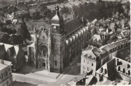 FOUGERES  Eglise St Léonard - Fougeres