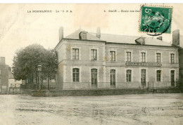 Ecole Des Garçons - Gace