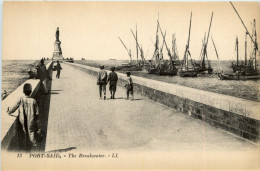 Port Said - The Breakwater - Port-Saïd