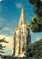 17 - Marennes - L'Eglise Saint Pierre De Sales Avec Son Clocher Gothique Monumental - CPM - Etat Léger Pli Visible - Voi - Marennes