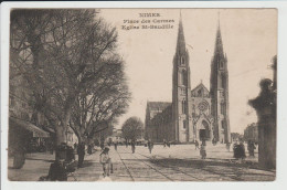 NIMES - GARD - PLACE DES CARMES - EGLISE SAINT BAUDILLE - Nîmes