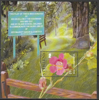 St.Helena  2004    Flowers   Minisheet   MNH - Otros & Sin Clasificación