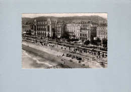 Nice (06) : La Promenade Des Anglais Et Le Palais De La Méditerranée - Panorama's