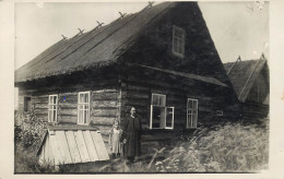 Annonymous Persons Souvenir Photo Social History Portraits & Scenes Mother And Girl Braided Hair Chalet - Photographie