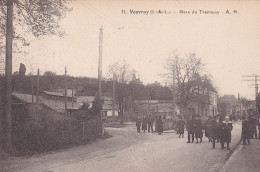 Vouvray (37 Indre Et Loir) Gare Du Tramway - édit. AB N° 11 Circulée En 1928 "en Balade" - Vouvray