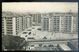 Cpsm Du 13 Marseille -- Le Grand St Giniez  -- Square Michelet  STEP137 - Non Classés