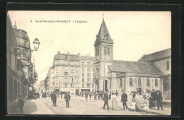 CPA Levallois-Perret, L`Eglise, Strassenleben An Der L'Église  - Levallois Perret
