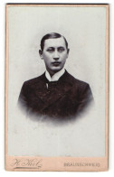 Fotografie H. Kiel, Braunschweig, Portrait Bursche Im Anzug Mit Langbinder  - Anonymous Persons