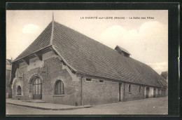 CPA La Charite-sur-Loire, La Salle Des Fetes  - Autres & Non Classés