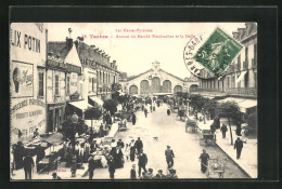 CPA Tarbes, Avenue Du Marché Brauhauban Et La Halle  - Tarbes