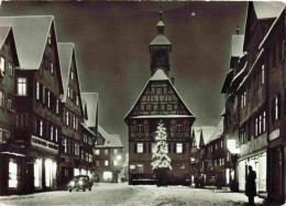 73972751 Kuenzelsau Rathaus Zur Weihnachtszeit Nachtaufnahme - Künzelsau