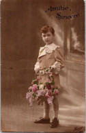 26-4-2024 (3 Z 6) France (colorised) Boy & Flowers / Jeune Garçon Et Fleurs(Amitié Sincère) - Fleurs