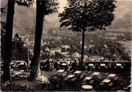 26-4-2024 (3 Z 8) France - (b/w) Terrasse Du Restaurant La Chamière à Luchon - Bridges