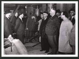 Fotografie Ansicht Mistelbach, Besucher In Fabrik  - Lieux