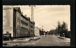 AK Aken A. D. Elbe, Blick In Die Otto-Diessner-Strasse  - Aken