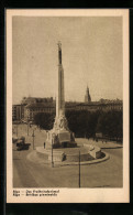 AK Riga, Freiheitsdenkmal Mit Strassenbahn  - Latvia