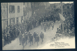 Cpa Du 18 Aubigny Grandes Fêtes Franco écossaises Cortège Historique 15 Août 1931 Les Hallebardiers   STEP187 - Aubigny Sur Nere