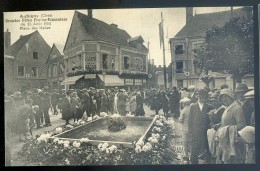 Cpa Du 18 Aubigny Grandes Fêtes Franco écossaises 15 Août 1931 Place Des Halles (2)  STEP187 - Aubigny Sur Nere