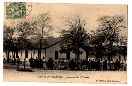 CPA CAMP DE LA VALBONNE (Ain) - Logement Du 2e Zouave - Ed. F. Vialatte - Kasernen