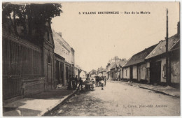 CPA 80 - VILLERS BRETONNEUX (Somme) - 3. Rue De La Mairie - Ed. Caron (petite Animation) - Villers Bretonneux