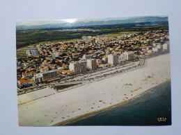 CANET PLAGE  Vu Du Ciel "Le Patio" Au Loin Les Corbières - Canet Plage