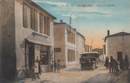 Ile De Ré.  Le Bois-Plage.  Arrêt De L'Autobus - Ile De Ré