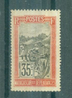 MADAGASCAR - N°103* MH Trace De Charnière SCAN DU VERSO - Transport En Filanzane. - Nuovi