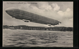 AK Graf Zeppelins Luftschiff über Dem Bodensee  - Luchtschepen