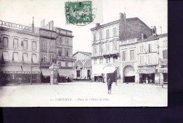 Libourne,place De L'hotel De Ville Kiosque Maggi - Libourne