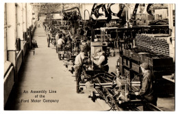 CPSM PF USA. Dearborn - An Assembly Line Of The Ford Motor Company - Ed. Garraway Company - Dearborn