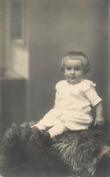 Annonymous Persons Souvenir Photo Social History Portraits & Scenes Baby Girl - Fotografia