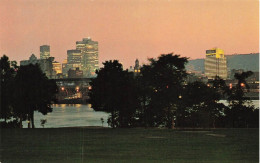 CANADA - La Ville Et Le Port De Montréal - Vue Prise De L'ile Ste Hélène - La Nuit- Carte Postale Ancienne - Montreal