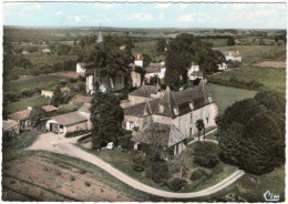 24. Gf. MONTAZEAU. Vue Aérienne. Le Château Et L'Eglise. 247-25 - Autres & Non Classés