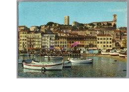 CANNES 06 - Un Coin Du Port Et Le Suquet Bateau Barque 1976 - Cannes
