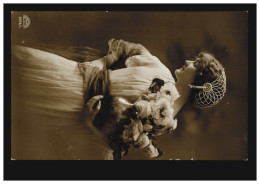 Mode-AK Frau Mit Haarnetz Und Blumen, HAMBURG 16.7.1915 - Mode