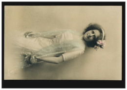 Mode-AK Frau Im Weißen Kleid Mit Schal, Verlag G.L., DRESDEN-ALTSTADT 11.1.1903 - Ohne Zuordnung