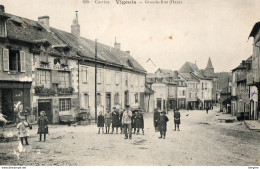 19. CPA - VIGEOIS -  Grande-rue - Hotel Chastgnier - Marechalerie - Commerces - - Sonstige & Ohne Zuordnung