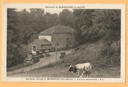 0205  CPA  Environs De BOURBONNE-LES-BAINS (Haute-Marne) Ancienne Abbaye De MORIMOND - Le Parc Automobiles - Vaches ++++ - Bourbonne Les Bains