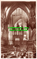 R516296 In Lincoln Cathedral. Valentine. RP. 1943 - World