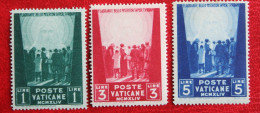 WAR PRISONERS WELFARE FUND PRO PRISIONEROS DE 1945 Mi 113-115 Yv 109-111 Ongebruikt MH * VATICANO VATICAN VATICAAN - Unused Stamps
