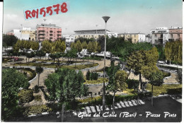 Puglia-bari-gioia Del Colle Piazza Pinto Differente Veduta Piazza Giardini Case Animatissima Anni 60 - Otros & Sin Clasificación