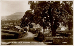 LANCS - PENDLE HILL FROM DOWNHAM VILLAGE NEAR CLITHEROE RP   La4411 - Other & Unclassified