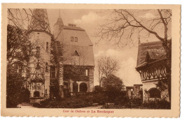 CPA 21 - LA ROCHEPOT (Côte D'or) - Cour Du Château De La Rochepot - TBE - Other & Unclassified