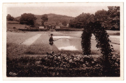 CPA 71 - LUCENAY L'EVEQUE (Saône Et Loire) - Visigneux. L'Orangerie (petite Animation, Pêcheur) - Autres & Non Classés