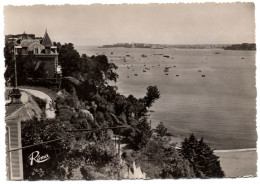 CPSM GF 35 - DINARD (Ille Et Vilaine) - 2368. Vue Prise Du Prieuré - Dinard