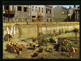 AK Berlin, Mahnmal Peter Fechter Am Checkpoint Charlie  - Dogana