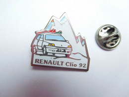 Beau Pin's , Auto Renault Clio 92 , JO Jeux Olympiques - Renault